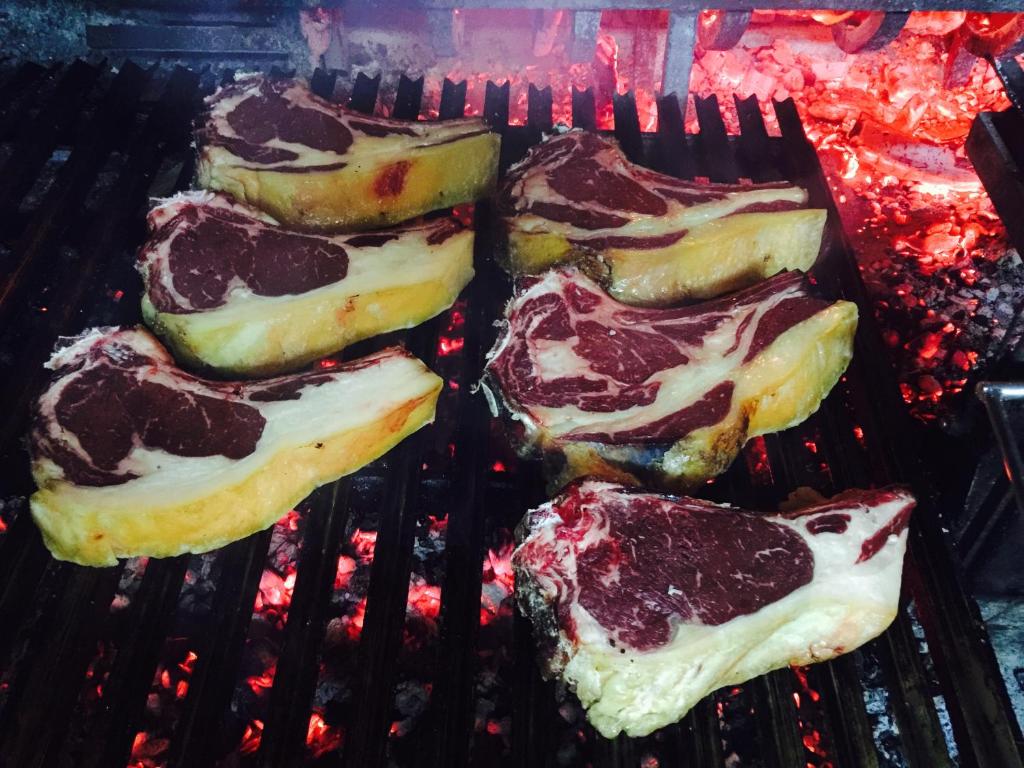 Imagen de la galería de Hotel Parrilla el Zangano, en Boal