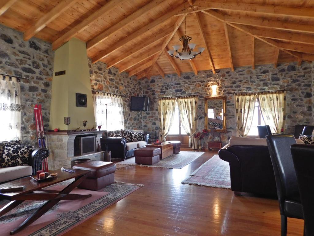 Posezení v ubytování Akrothea Hotel