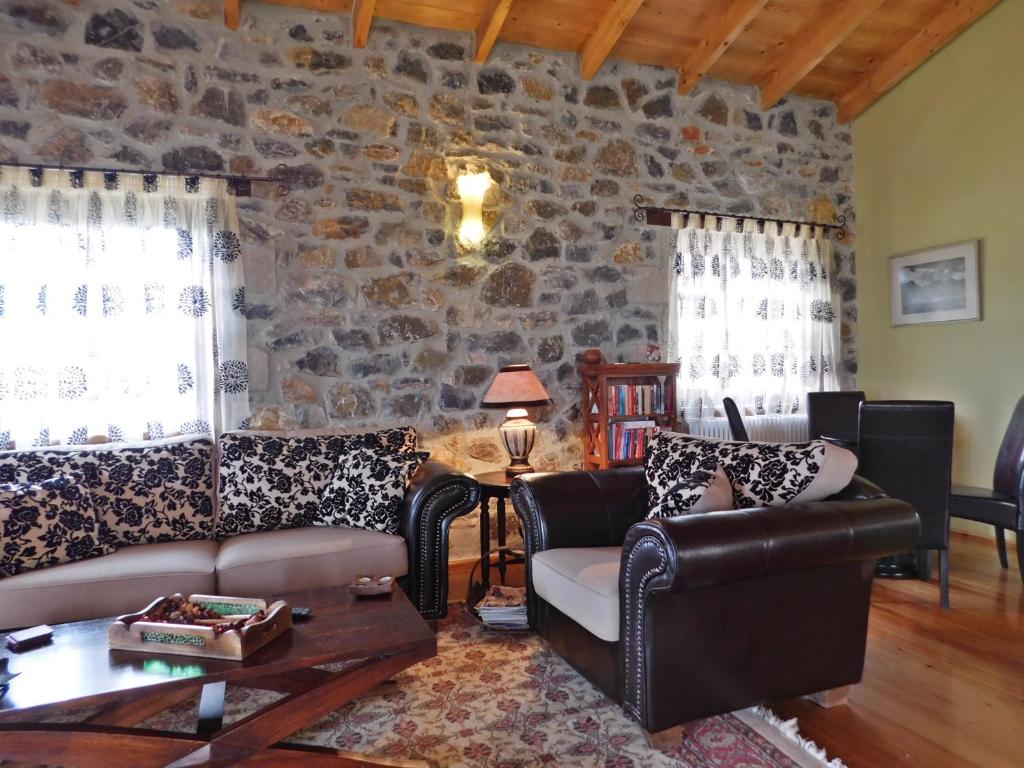 Posezení v ubytování Akrothea Hotel