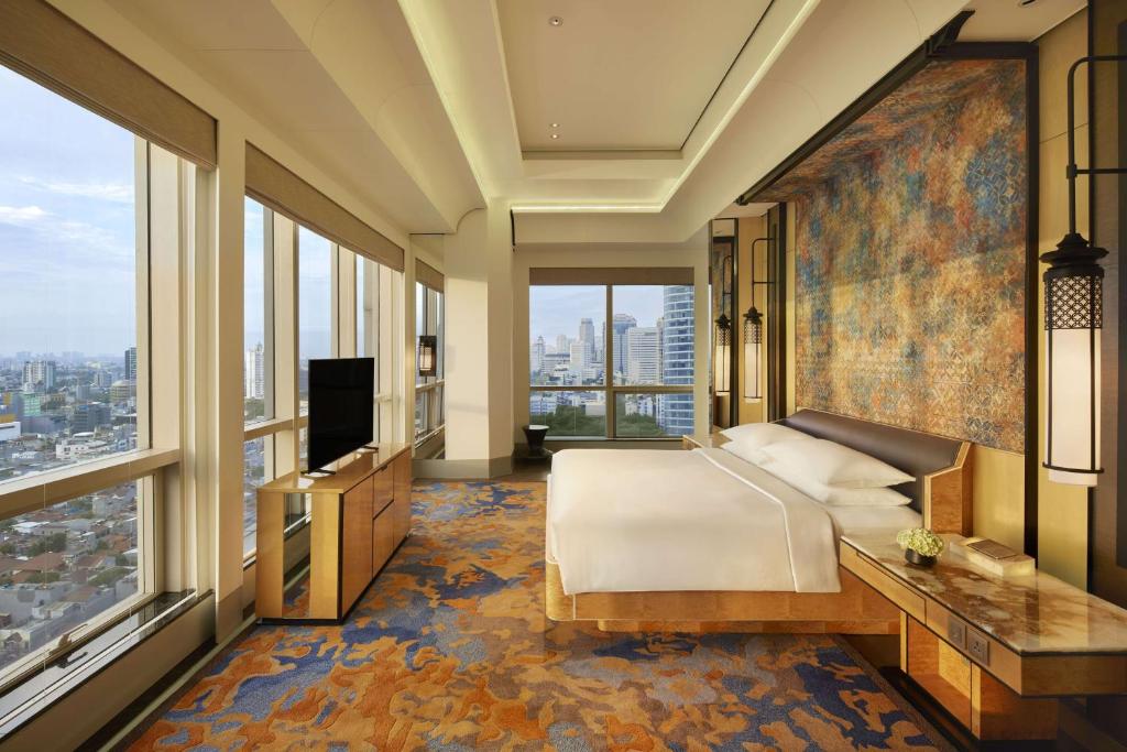 Katil atau katil-katil dalam bilik di Keraton At The Plaza, In The Unbound Collection By Hyatt