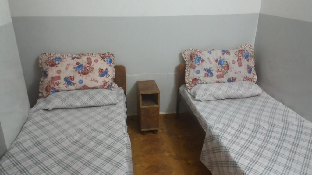 Postel nebo postele na pokoji v ubytování Sami Hostel