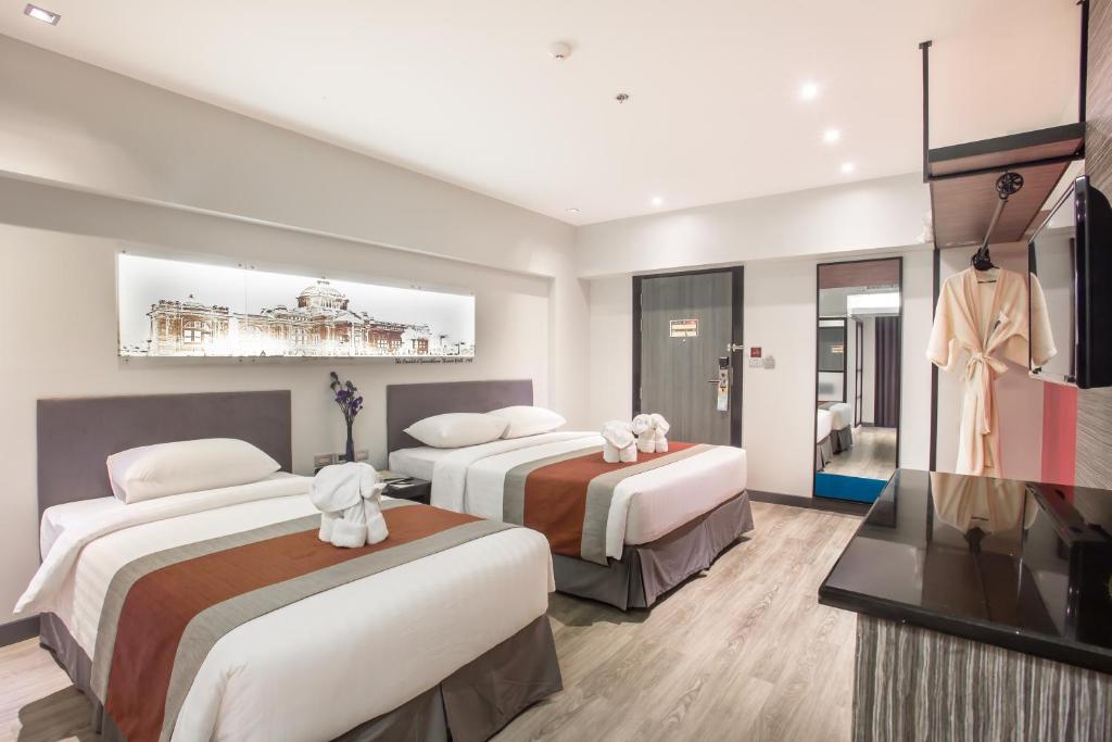 
Deluxe Canal Twin Room
