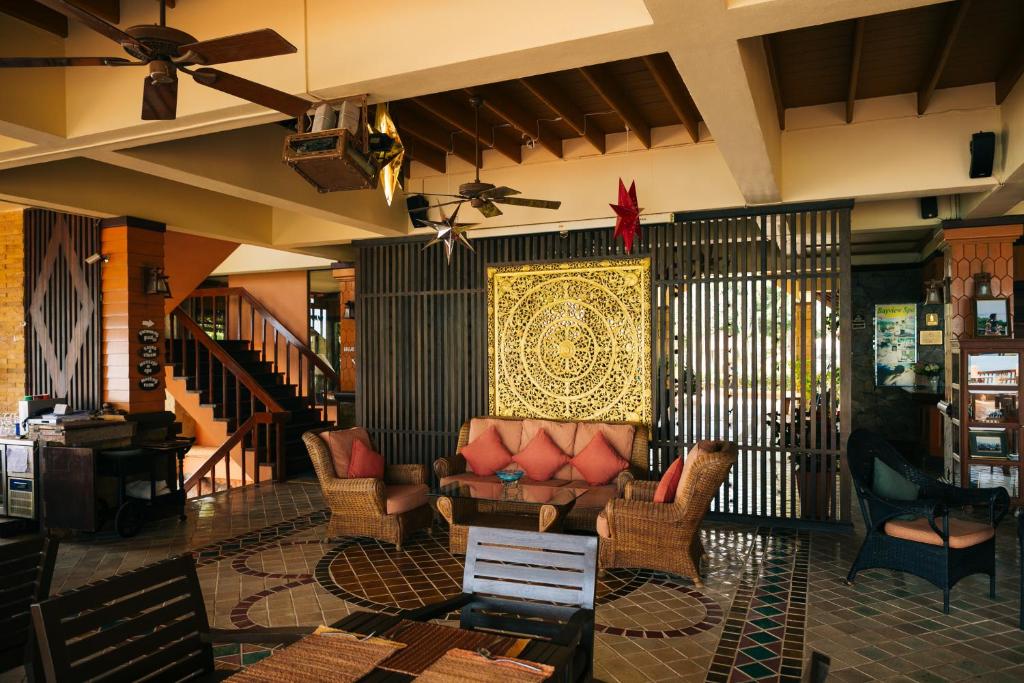 Posezení v ubytování Samui Bayview Resort & Spa - SHA Plus