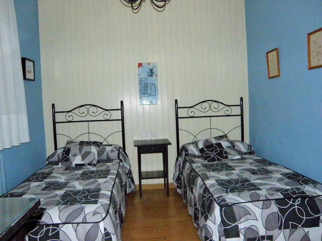 Hotel de la Val, Hecho, Spain - Booking.com