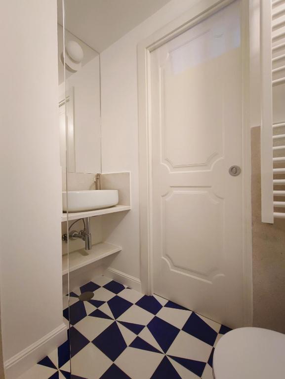 Koupelna v ubytování Amalfully Boutique Apartment - A seaview gem