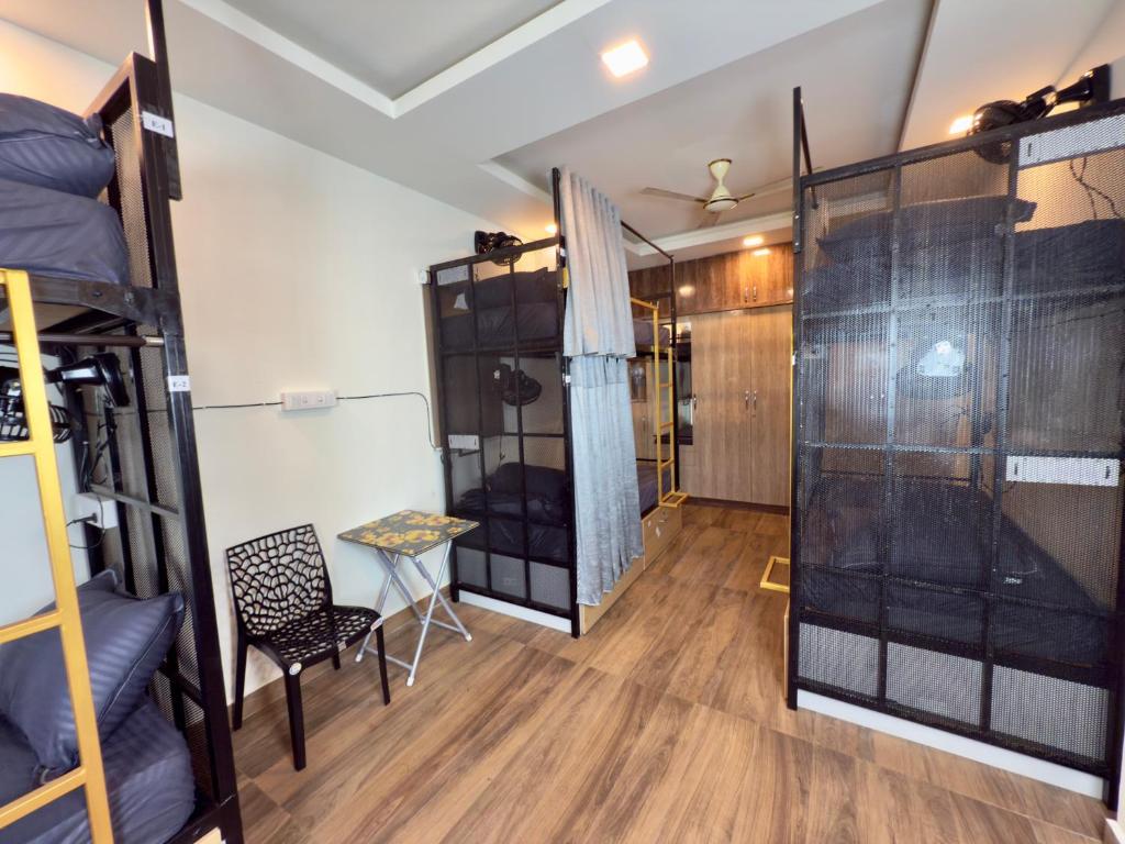 Palanda nebo palandy na pokoji v ubytování POCOYO - BACKPACKERS HOSTEL - Omr