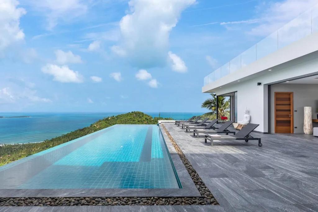 Bazén v ubytování Luxury Villa Jungle Sea View 4br Private Pool nebo v jeho okolí
