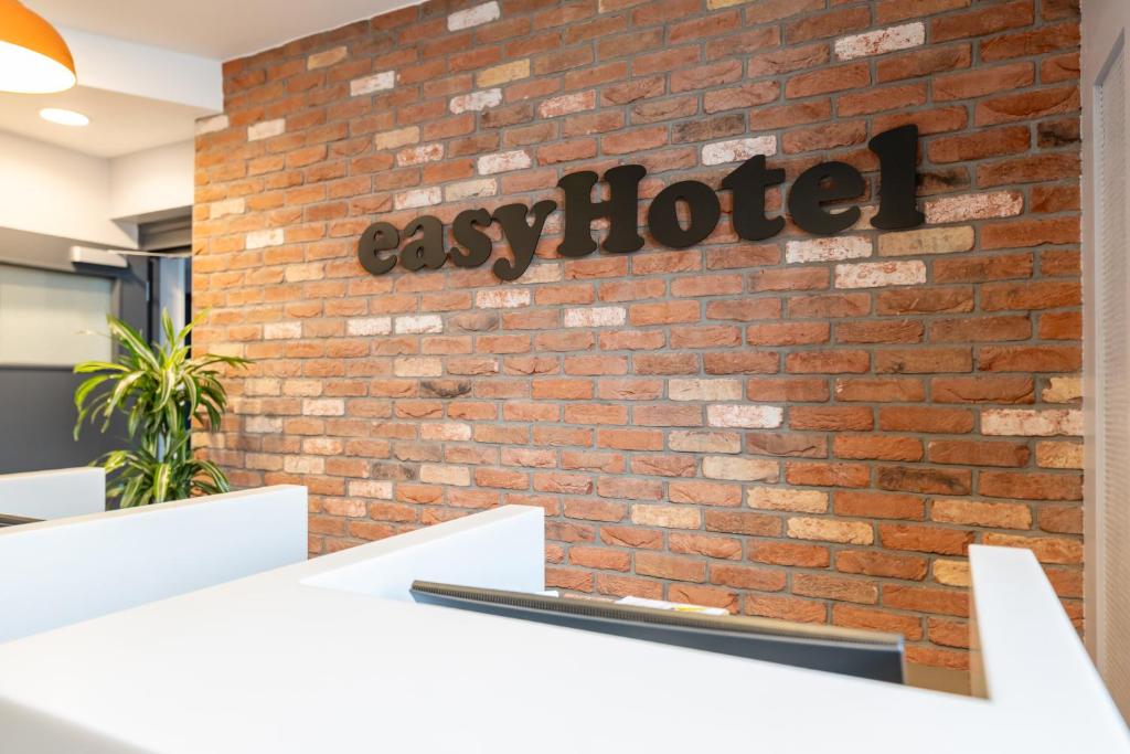 Certifikát, hodnocení, plakát nebo jiný dokument vystavený v ubytování easyHotel Victoria