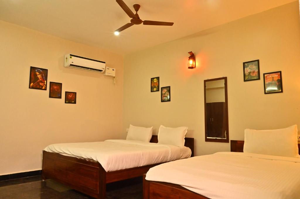 Villa Happiness - Deluxe King Room