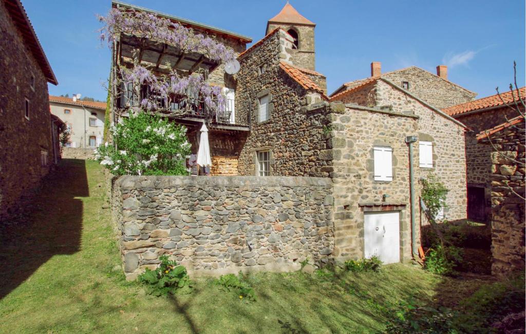 2 Bedroom Cozy Home In Blassac