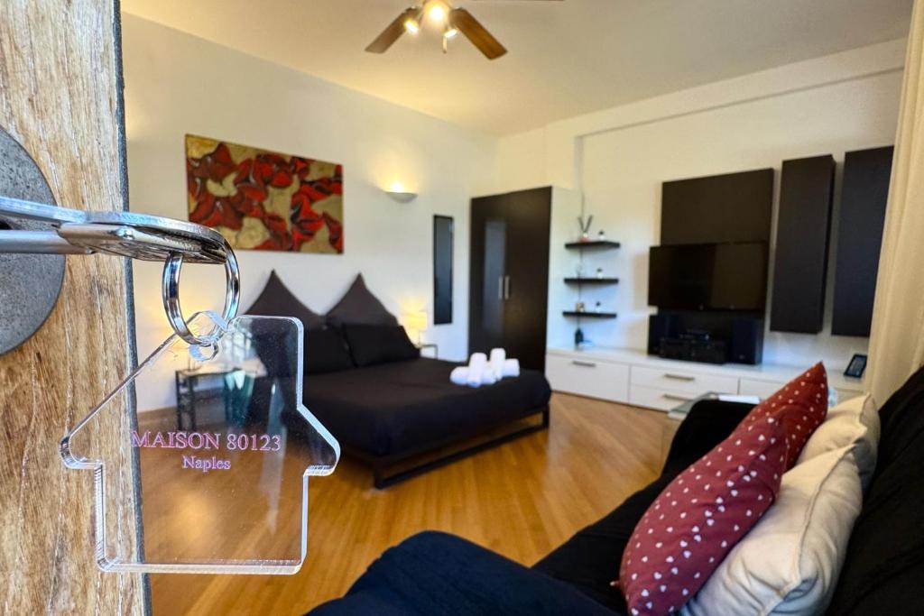 Μια τηλεόραση ή/και κέντρο ψυχαγωγίας στο Guestsuite Maison 80123