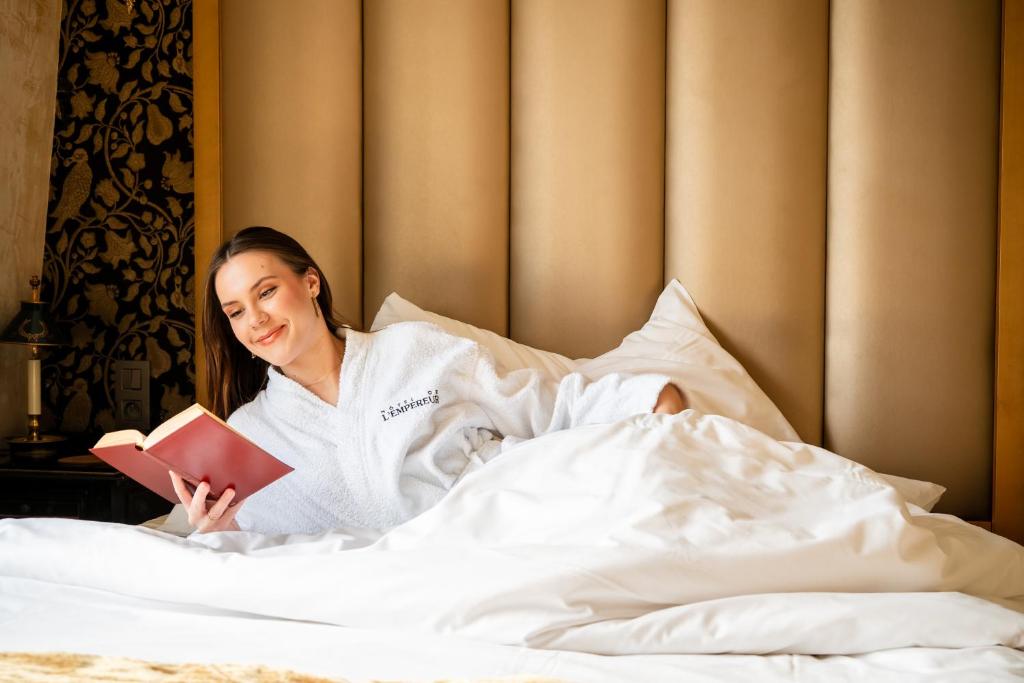 Hotel de L'Empereur by Malone - Resim 17