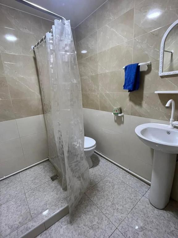 Koupelna v ubytování Hangstyan tun antarayin