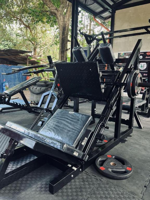 Fitness centrum a/nebo fitness zařízení v ubytování Namal Apartelle - Free Scooter & GYM access
