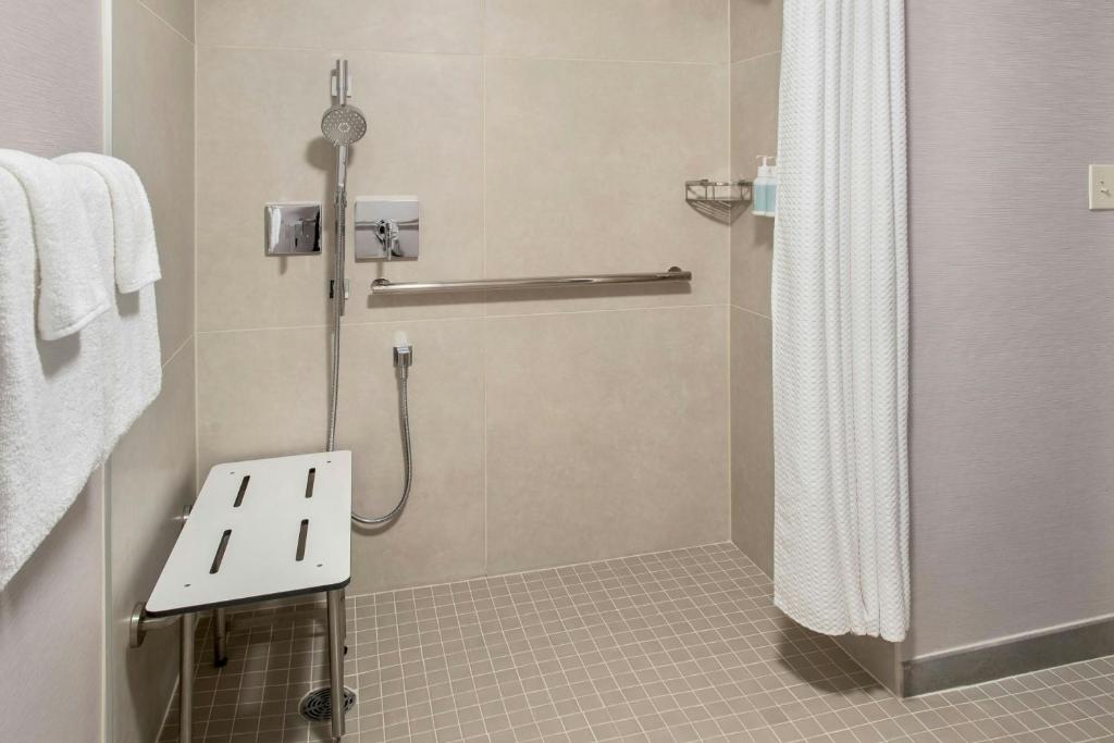 Courtyard by Marriott Boise Downtown photo