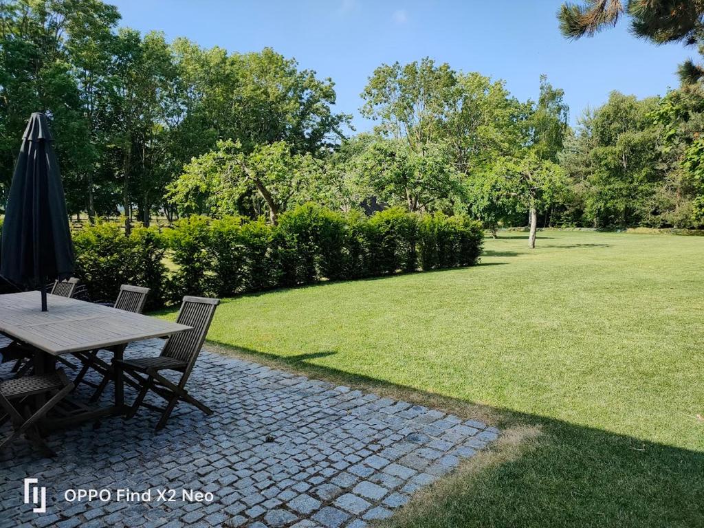 Zahrada ubytování Domaine du Manoir de Vains