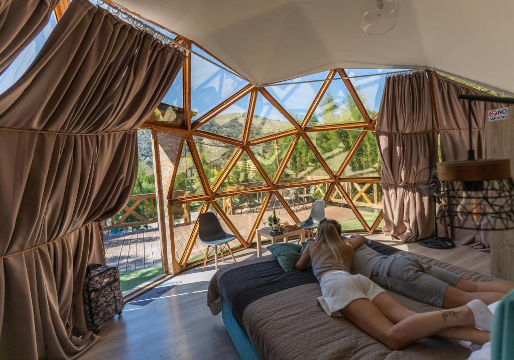 Posezení v ubytování Amazing Cyprus Glamping Domes - Glamping Cyprus