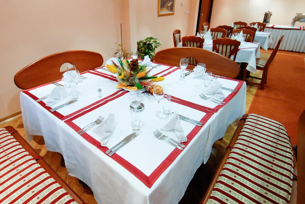 Restaurace v ubytování Hotel M3