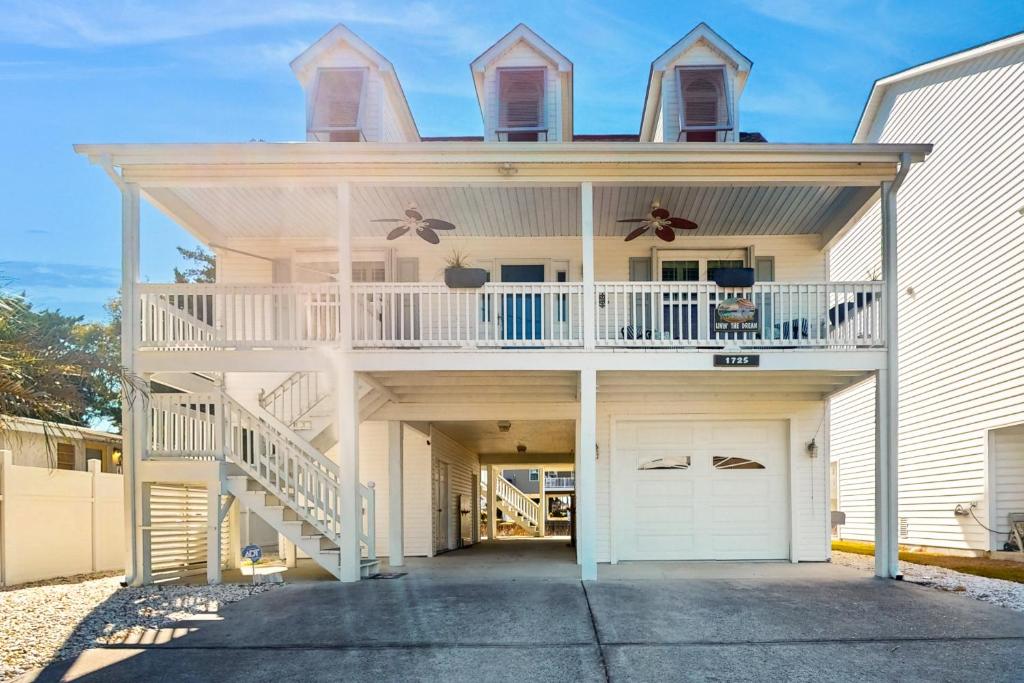 Το κτήριο όπου στεγάζεται  η παραθεριστική κατοικία