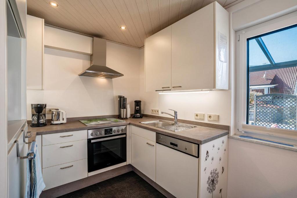 Kuchyň nebo kuchyňský kout v ubytování Ferienwohnung Huschle