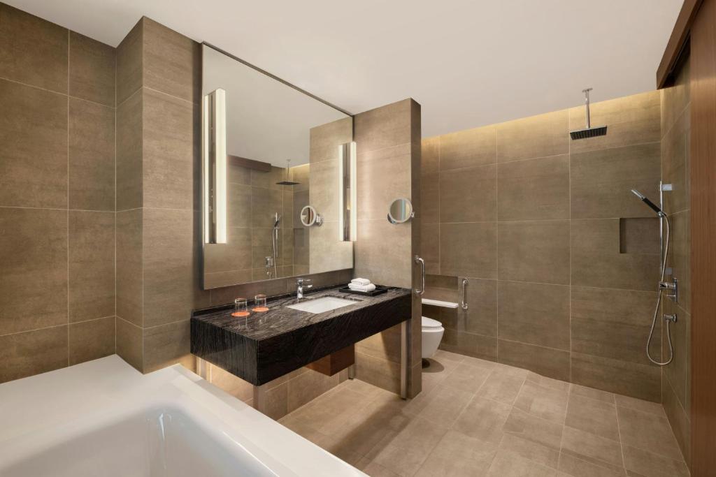 Koupelna v ubytování Le Meridien Putrajaya