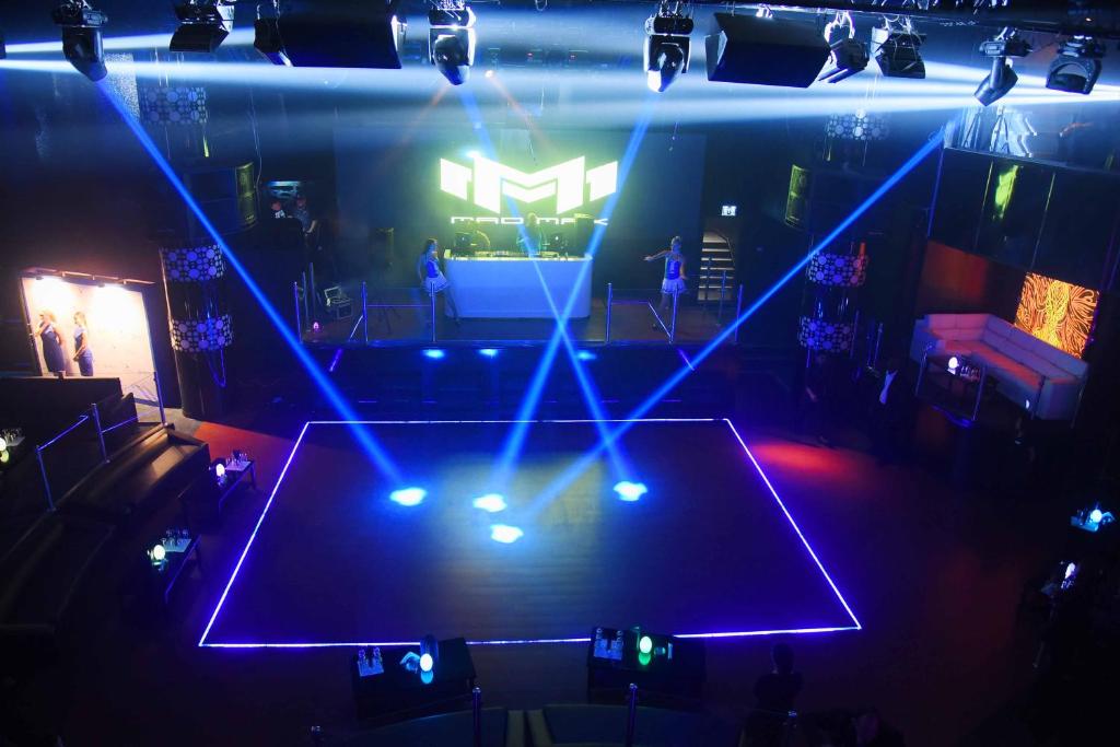 Royal Ascot Hotel - Resim 45