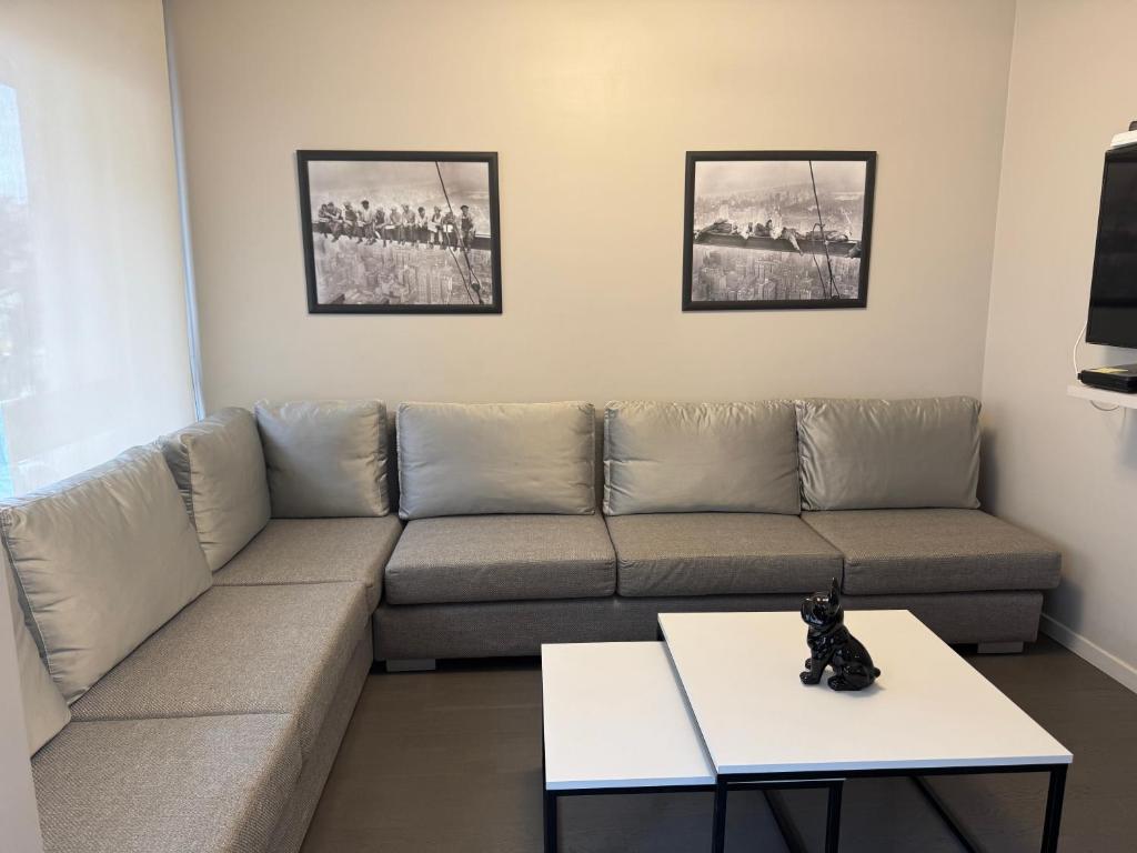 Posedenie v ubytovaní Appartement PLACE MORNY, HYPER CENTRE !