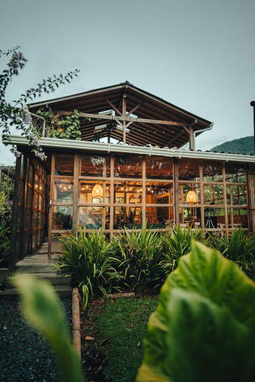 Glamping Lumbreにある庭
