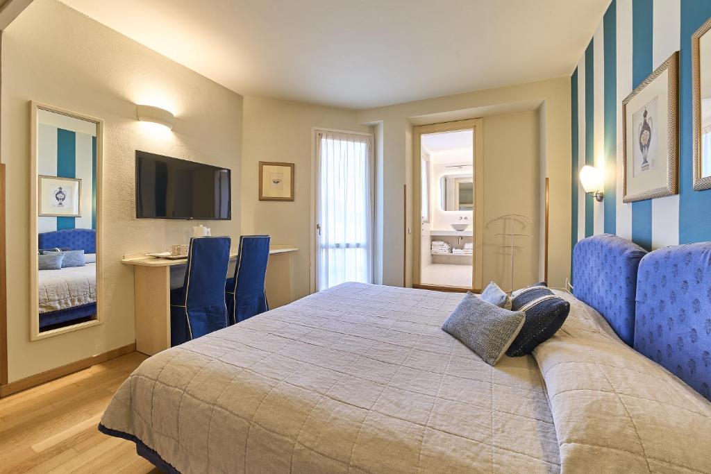 Hotel Belvedere Ranco - Double Or Twin Room With Partial Lake View