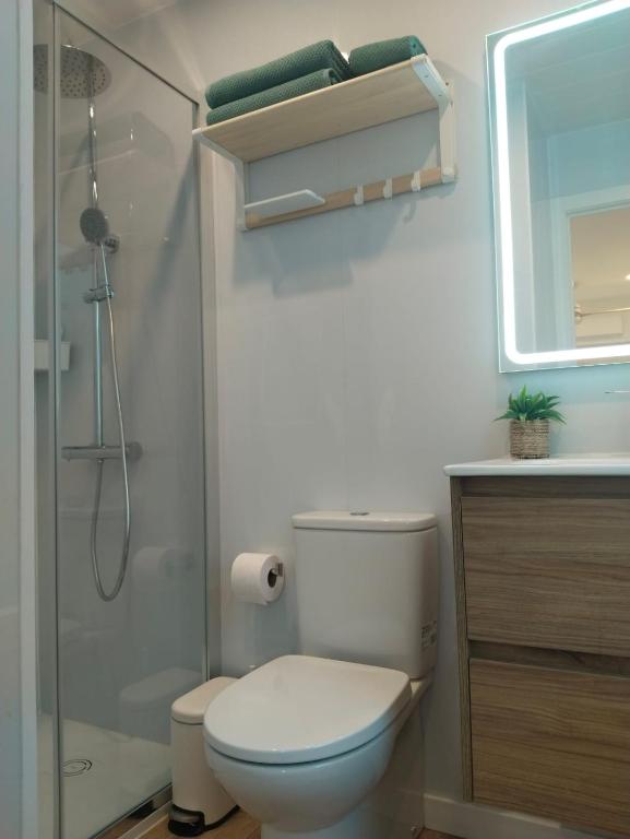 Un baño de Blue Ocean Camp - Tasartico
