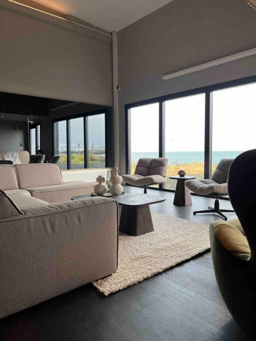 Posezení v ubytování Ocean View Suite