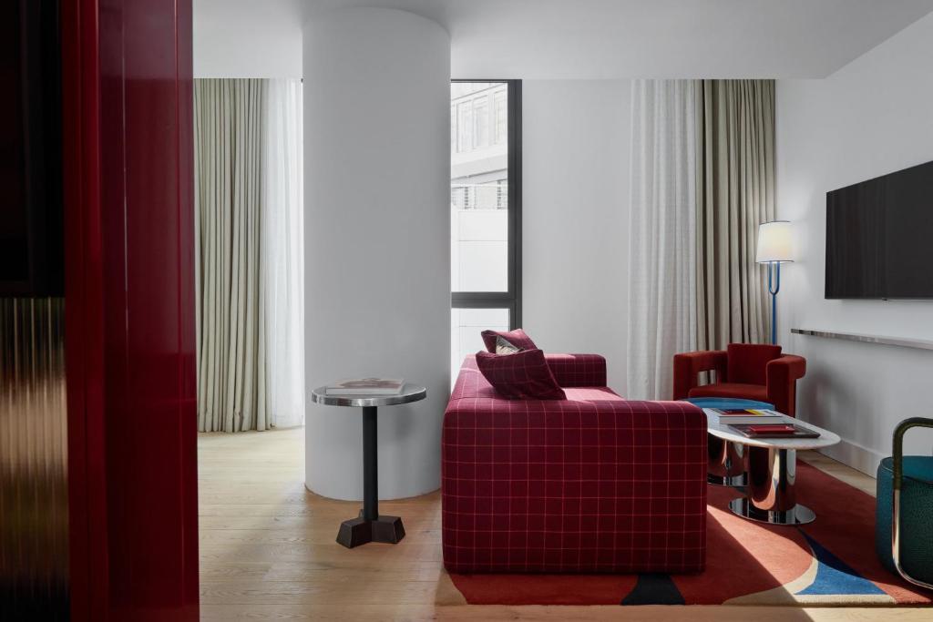 Posezení v ubytování Kimpton Main Frankfurt by IHG