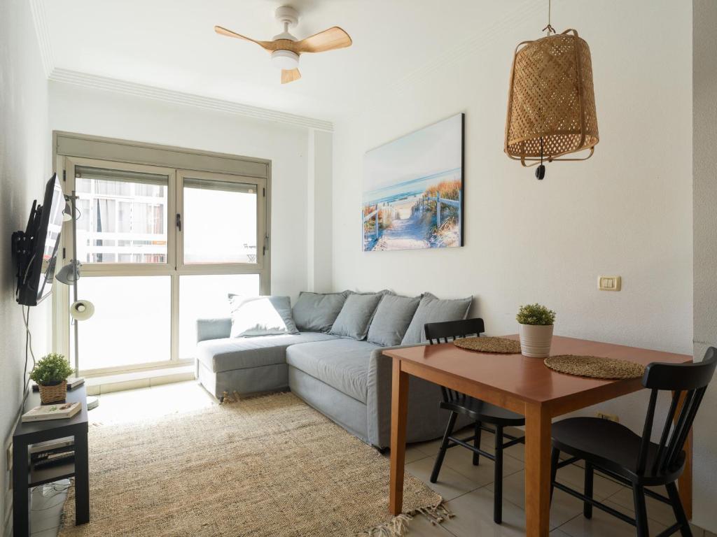 A television and/or entertainment centre at Remote workers house By CanariasGetaway