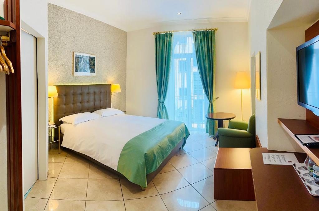 Best Western Hotel Bellevue au Lac - Resim 24