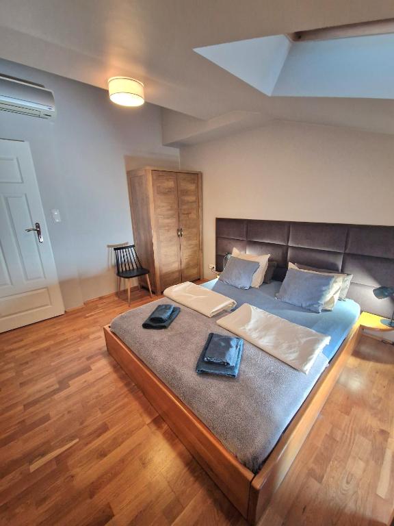 Posteľ alebo postele v izbe v ubytovaní Zulu Apartments Old Town