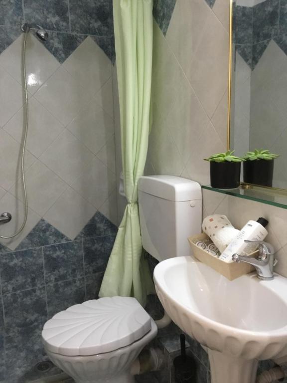 Koupelna v ubytování Hotel Triantafyllou