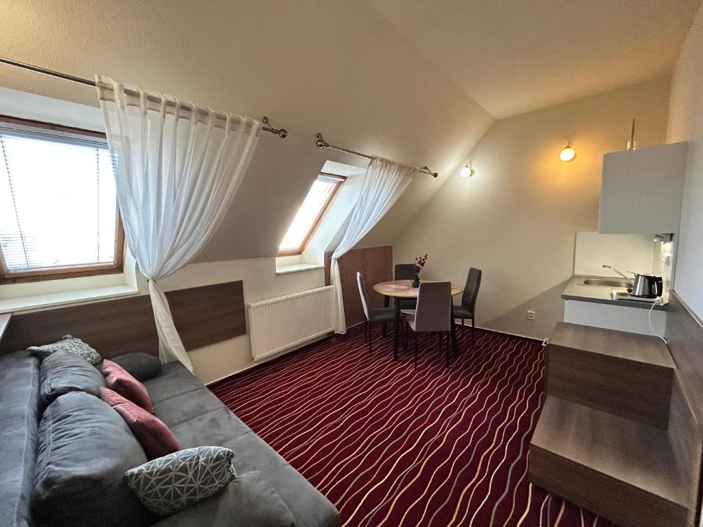 Kuchyň nebo kuchyňský kout v ubytování Hotel Brixen