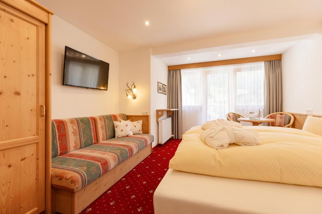 Hotel Pinzger Tux - 18