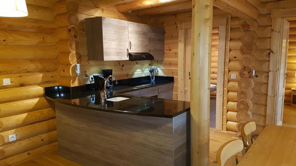 Hôtel Résidence Le Pin Sylvestre Amnéville les Thermes - Appartement Met 1 Slaapkamer En Balkon