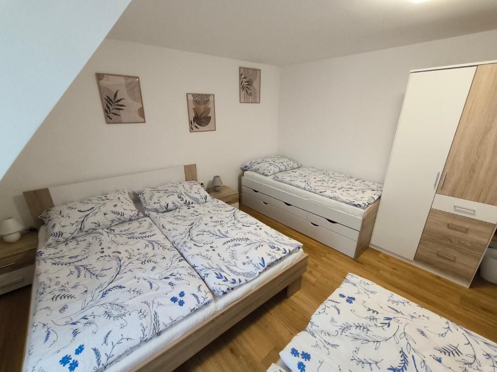 Postel nebo postele na pokoji v ubytování Sklep Vendelín