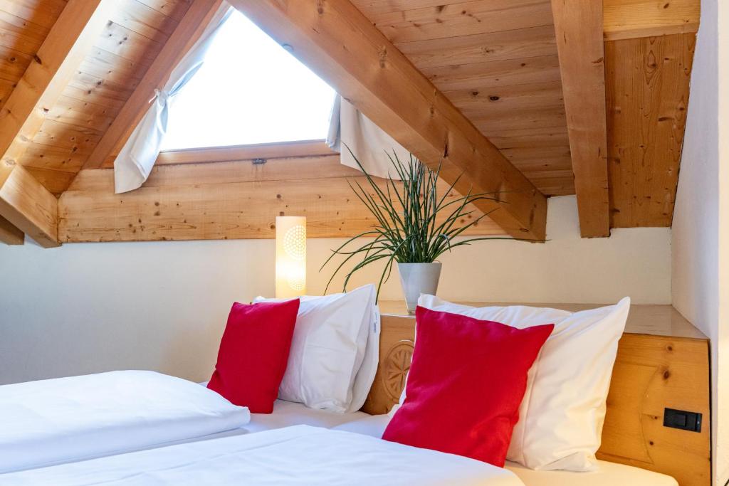 Postel nebo postele na pokoji v ubytování Hotel Seehof