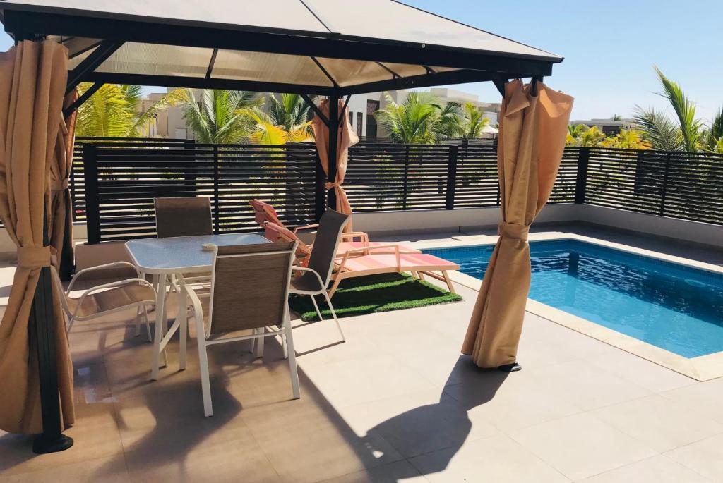 Bazén v ubytování Dream Home Hawana Resort nebo v jeho okolí