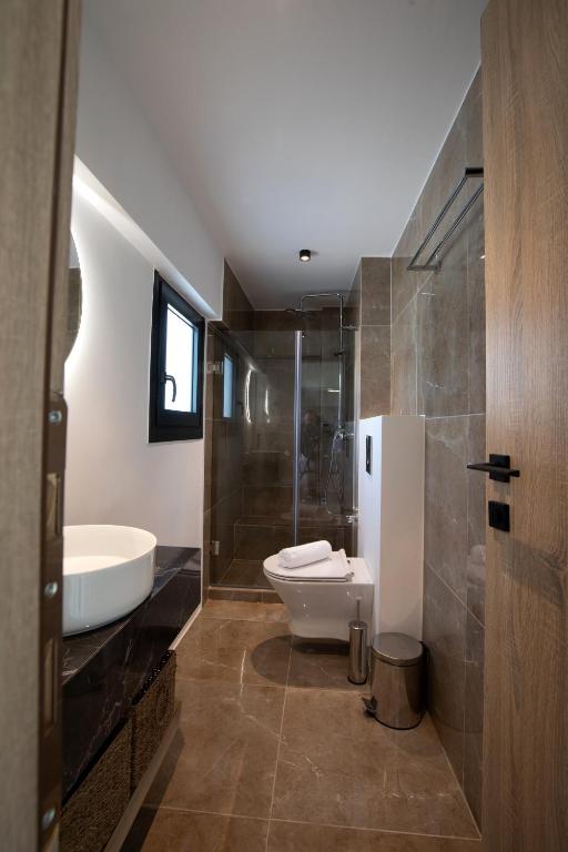 Koupelna v ubytování Trinasus Hotel