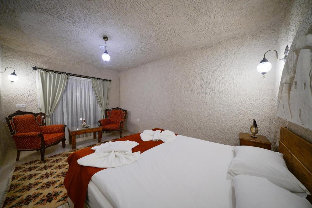 Glory Art Stone House - 17