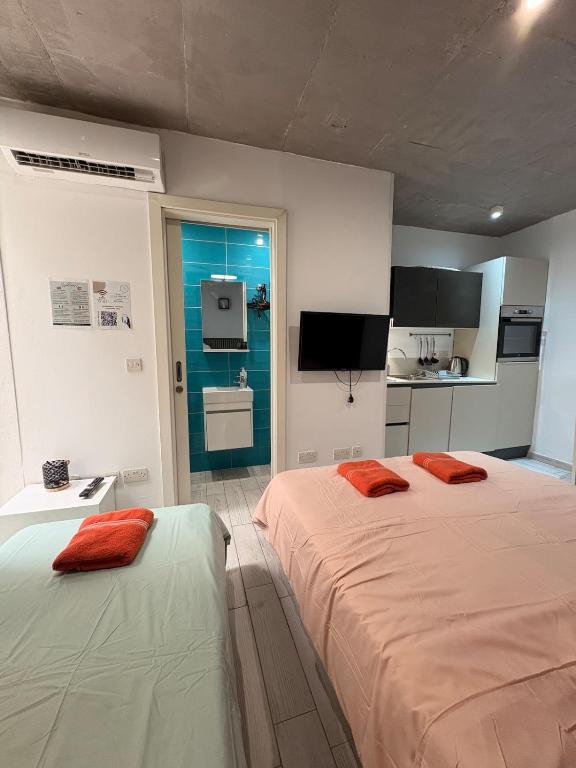 Postel nebo postele na pokoji v ubytování Paceville - 3B - Cozy Studio, Ideal for Couples