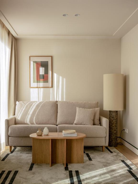 POSTCODE Liberdade - 16