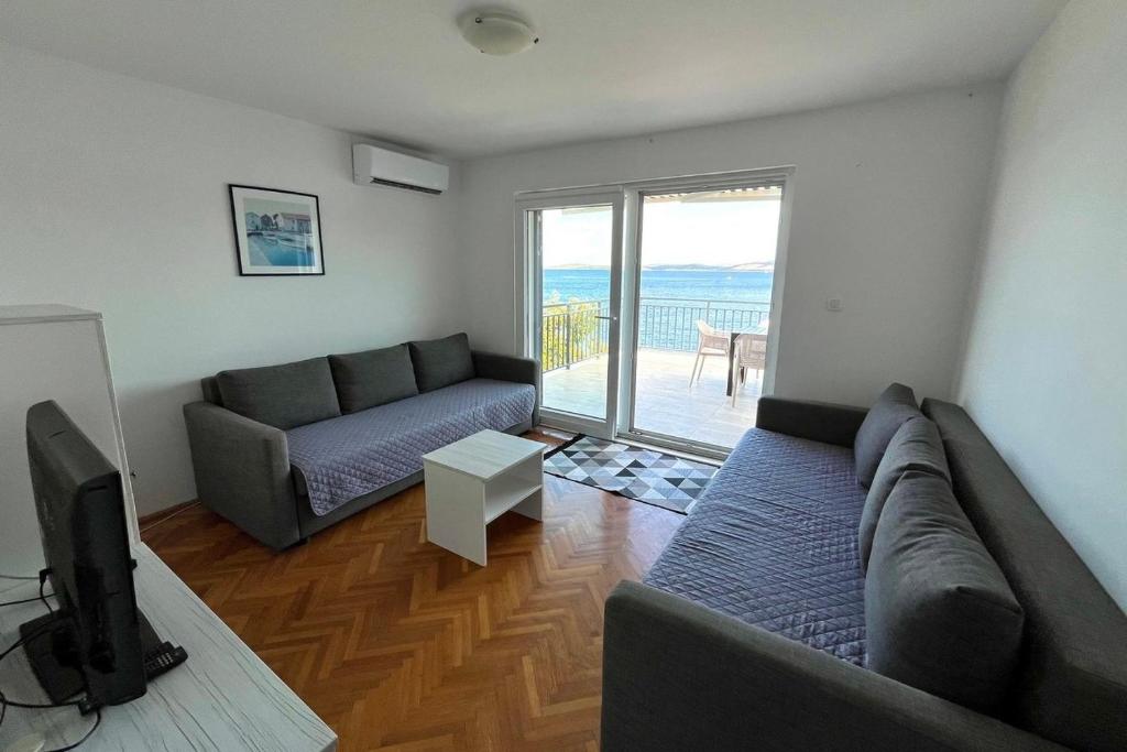 Posezení v ubytování Apartments by the sea Maslinica, Solta - 774