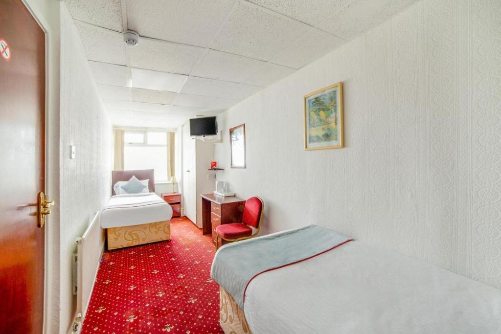 HOTEL BLUE OCEAN - Call For Cheap Prices - Check In Until 3AM - Resim 30