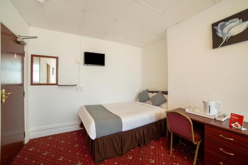 HOTEL BLUE OCEAN - Call For Cheap Prices - Check In Until 3AM - Resim 36