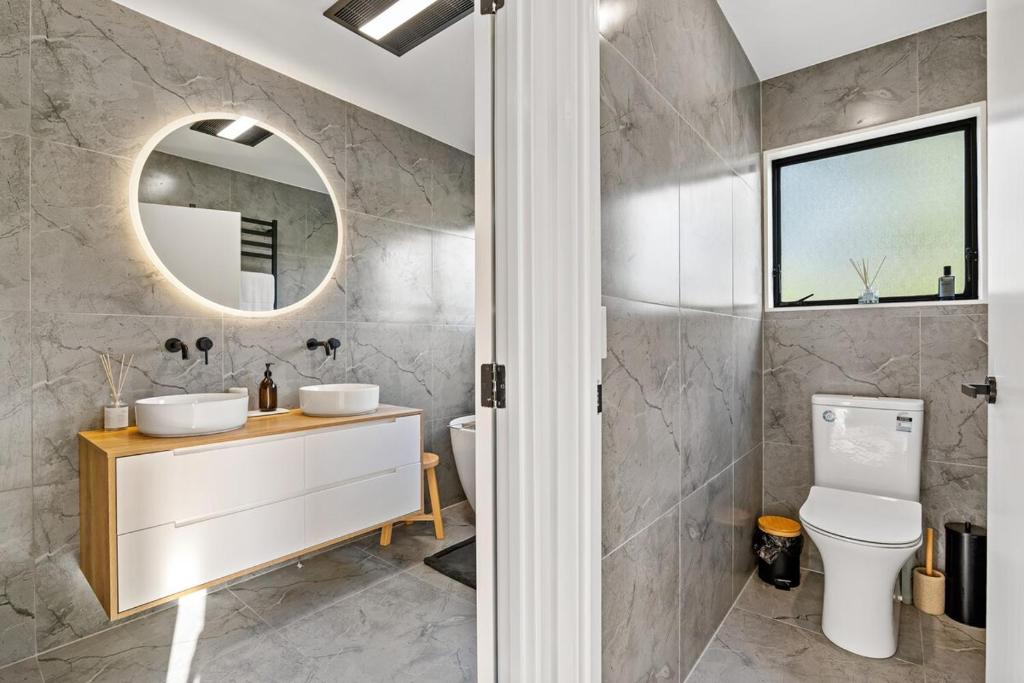 Forest Retreat with pool table & 10min to wineries - Resim 31